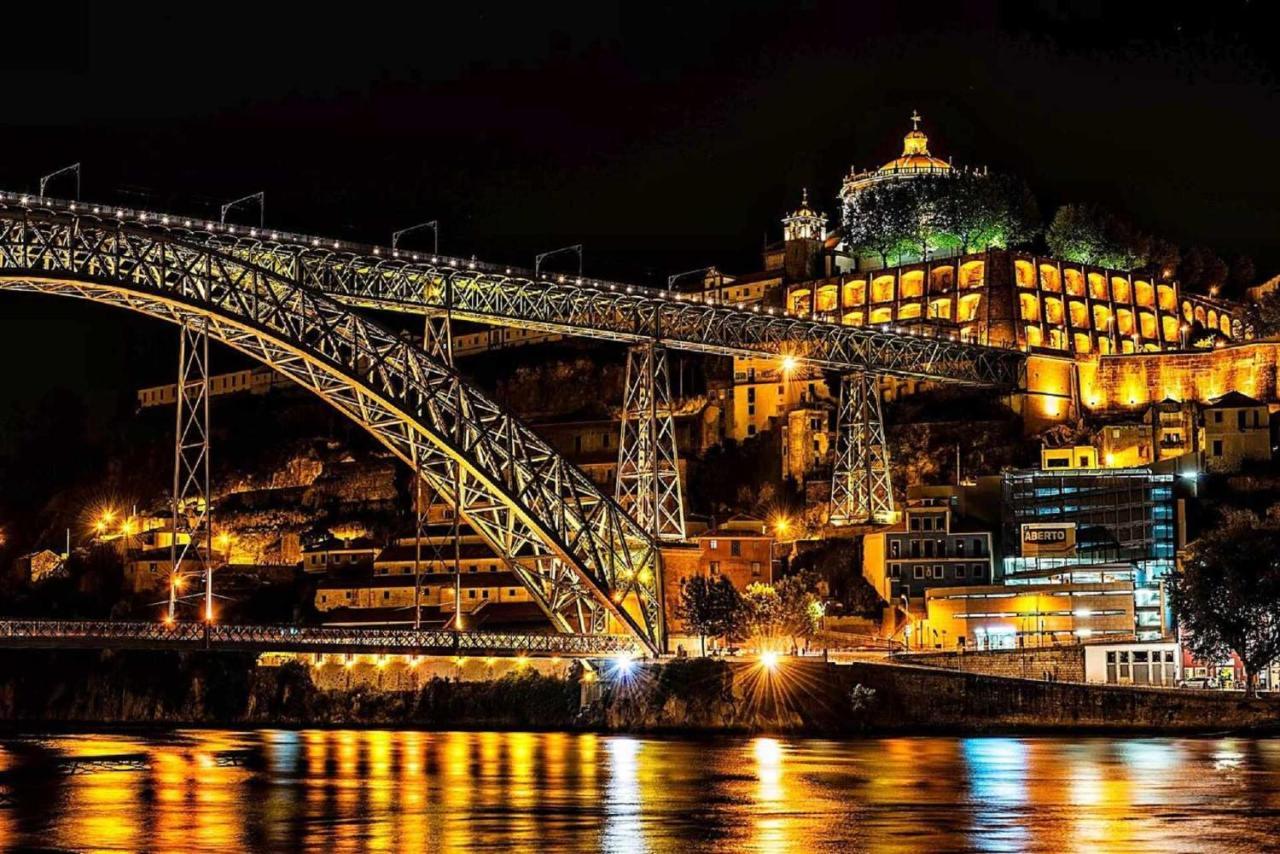 Golden & Blue House O Seu Novo Espaco No Porto Eksteriør bilde